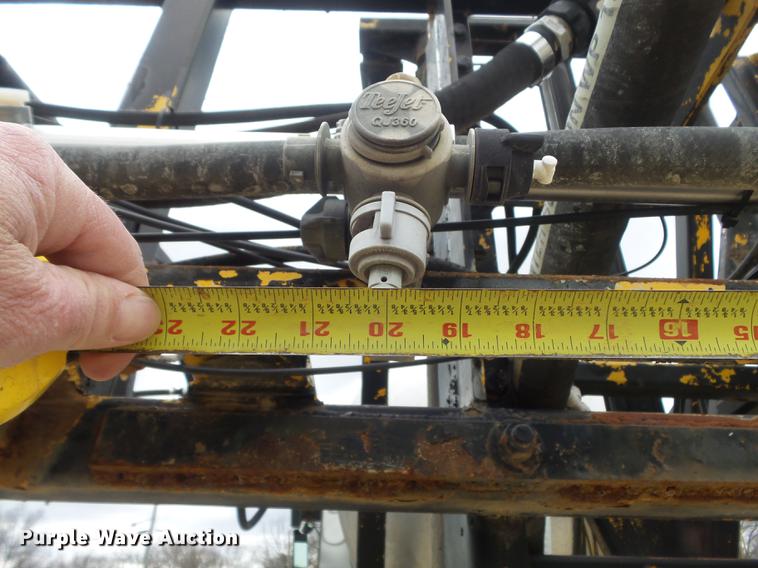 image for item DC7388 1997 GMC C7500 applicator truck