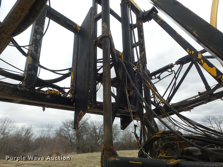 image for item DC7388 1997 GMC C7500 applicator truck