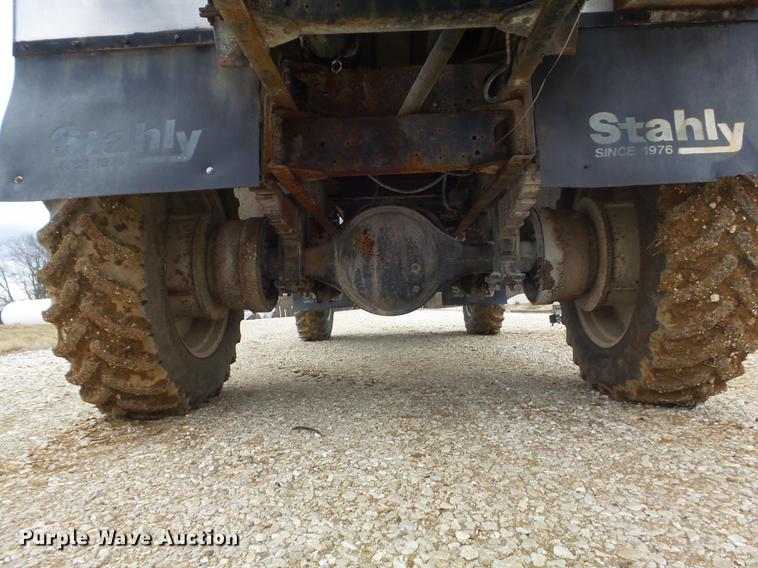 image for item DC7388 1997 GMC C7500 applicator truck