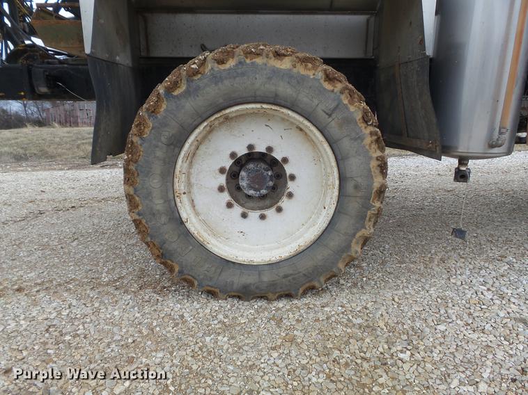 image for item DC7388 1997 GMC C7500 applicator truck