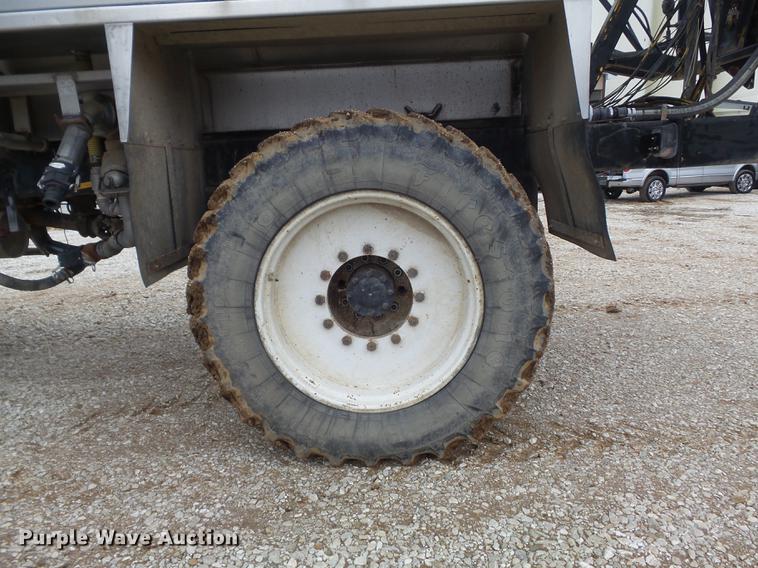 image for item DC7388 1997 GMC C7500 applicator truck