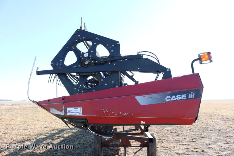 image for item DD8695 2005 Case IH 2062 flex draper head