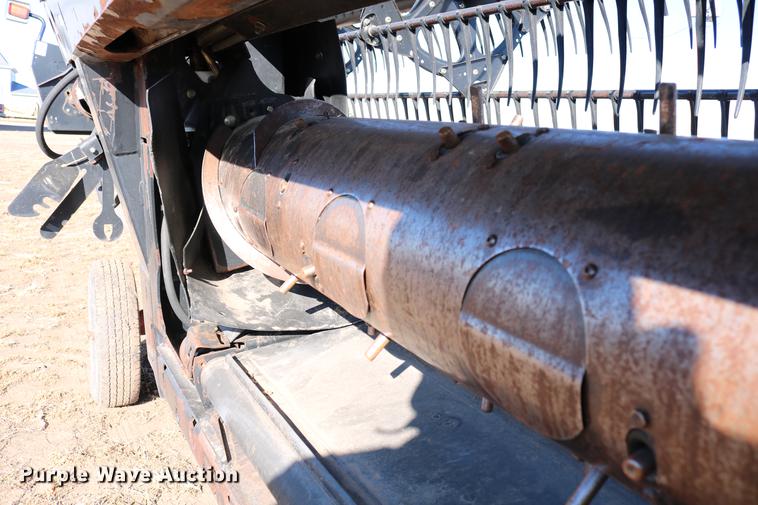 image for item DD8695 2005 Case IH 2062 flex draper head