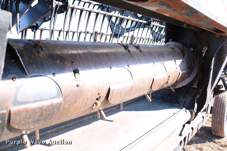 image for item DD8695 2005 Case IH 2062 flex draper head