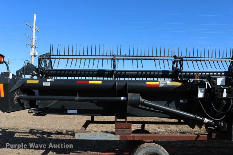 image for item DD8695 2005 Case IH 2062 flex draper head