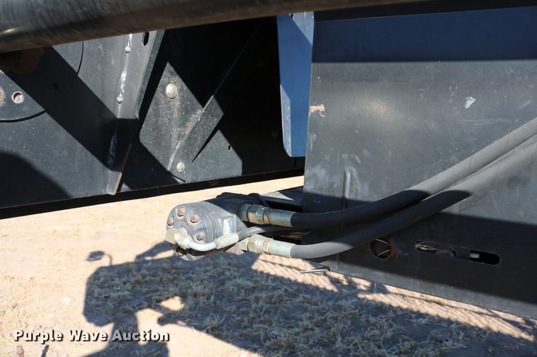 image for item DD8695 2005 Case IH 2062 flex draper head