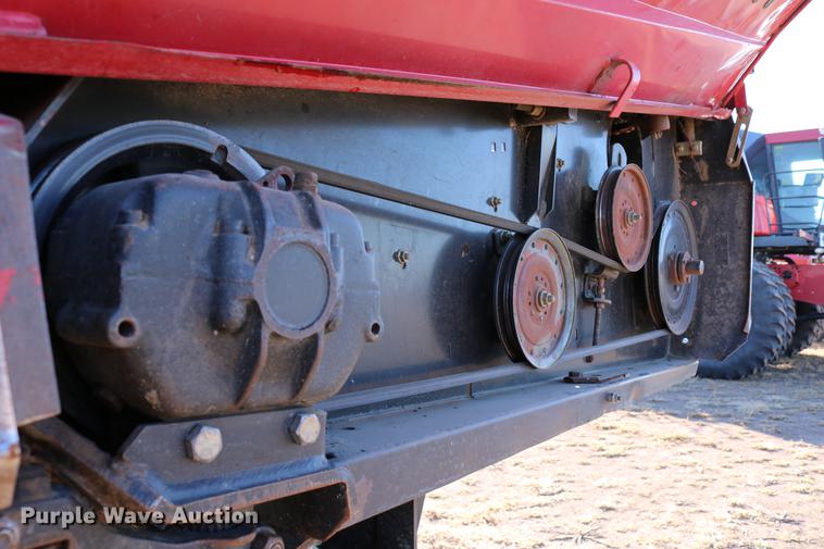 image for item DD8695 2005 Case IH 2062 flex draper head