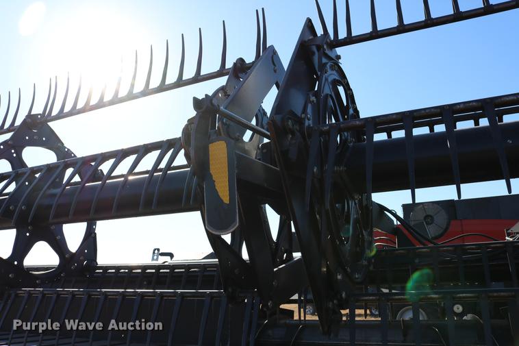 image for item DD8695 2005 Case IH 2062 flex draper head