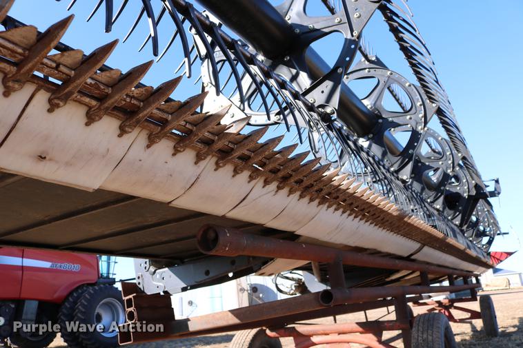 image for item DD8695 2005 Case IH 2062 flex draper head