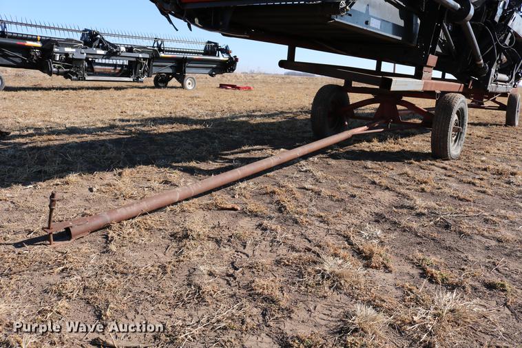 image for item DD8695 2005 Case IH 2062 flex draper head