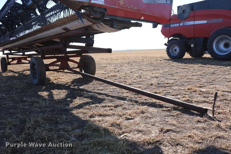 image for item DD8695 2005 Case IH 2062 flex draper head