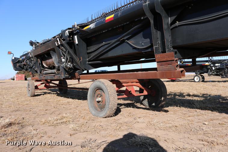 image for item DD8695 2005 Case IH 2062 flex draper head