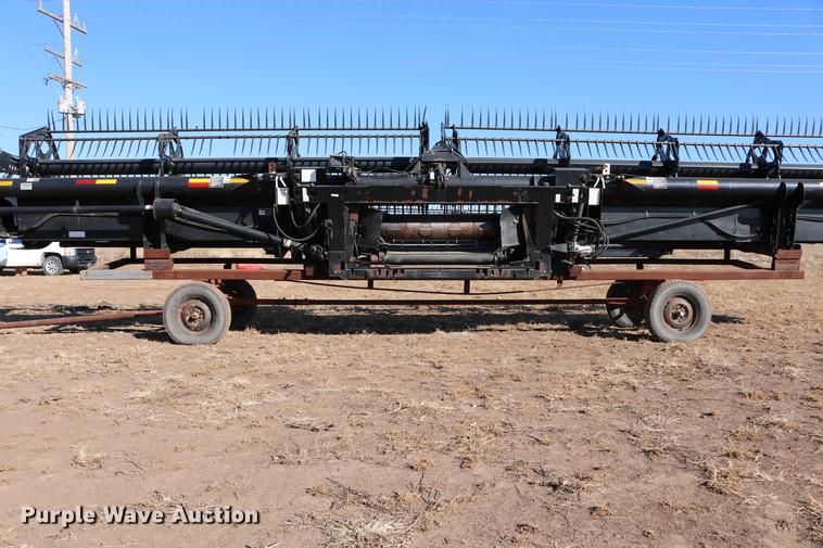 image for item DD8695 2005 Case IH 2062 flex draper head