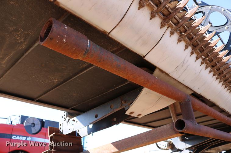 image for item DD8695 2005 Case IH 2062 flex draper head