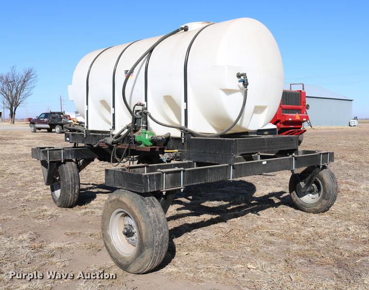 image for item DD8697 Wylie nurse tank trailer