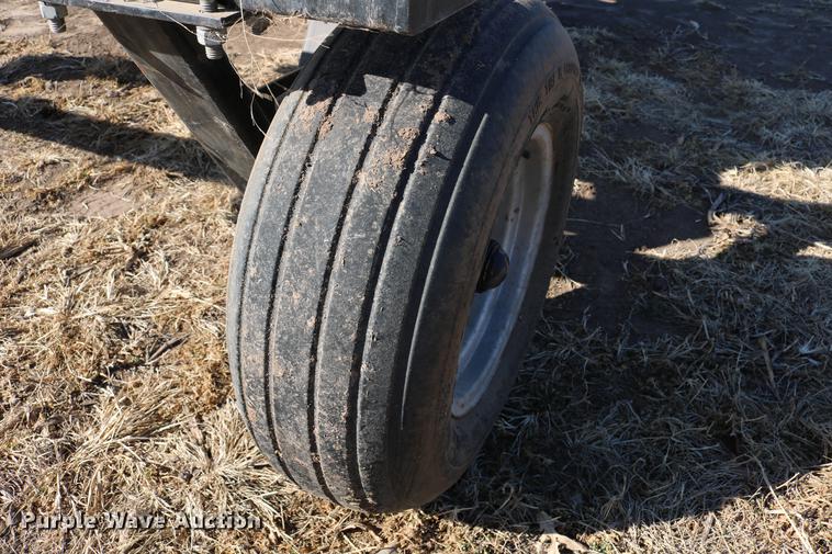 image for item DD8697 Wylie nurse tank trailer