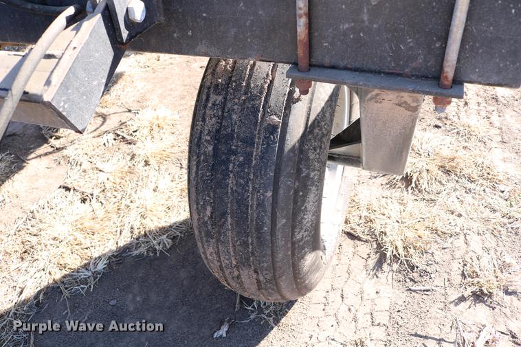 image for item DD8697 Wylie nurse tank trailer