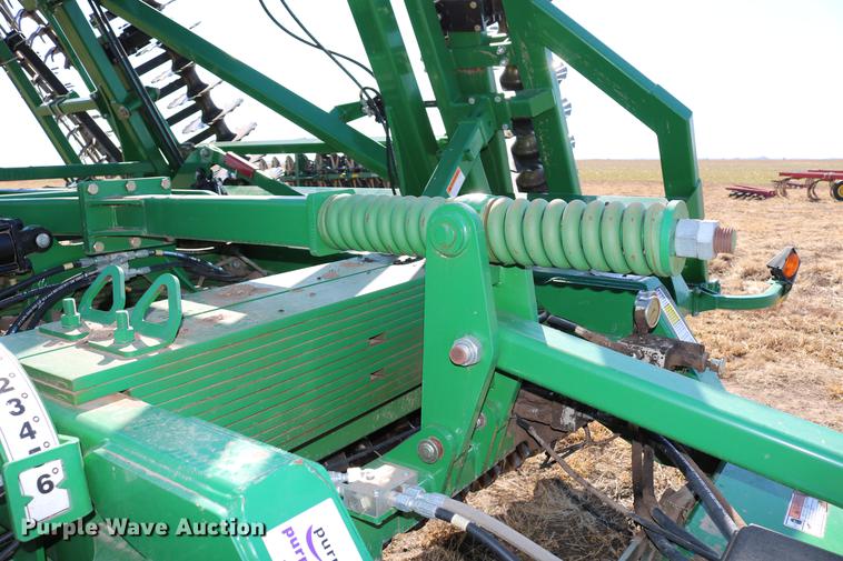 image for item DD8698 Great Plains 3500TM vertical tillage
