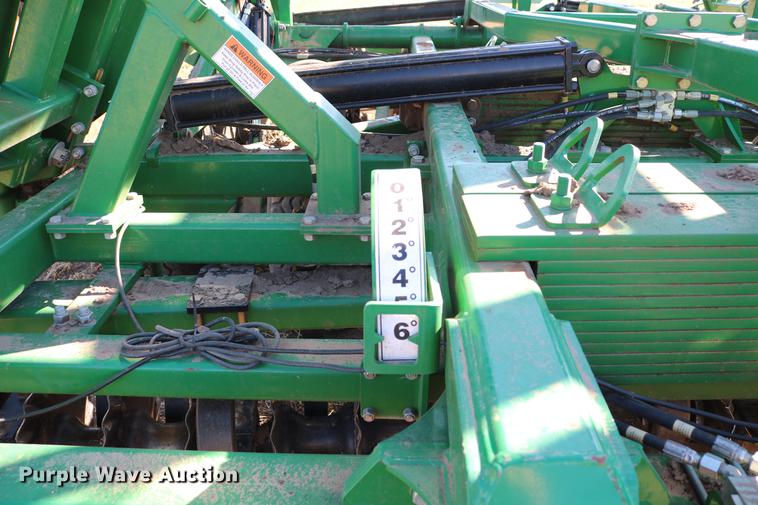 image for item DD8698 Great Plains 3500TM vertical tillage