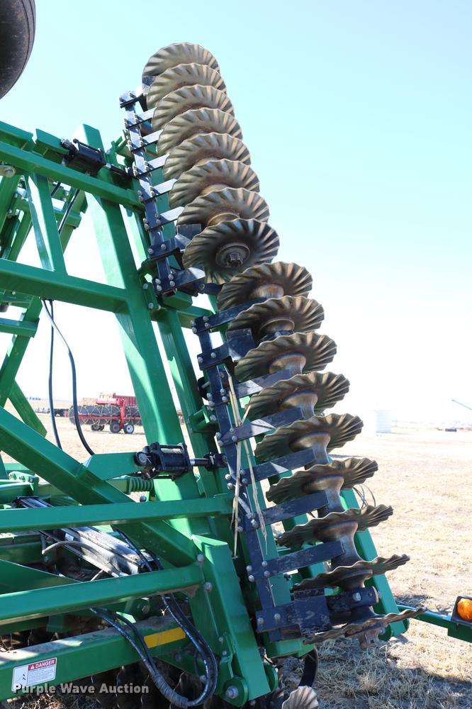 image for item DD8698 Great Plains 3500TM vertical tillage