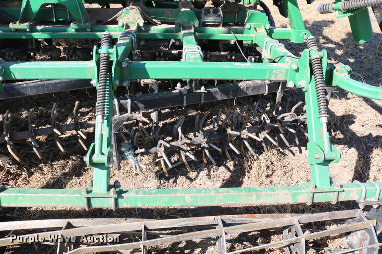 image for item DD8698 Great Plains 3500TM vertical tillage