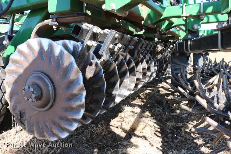 image for item DD8698 Great Plains 3500TM vertical tillage