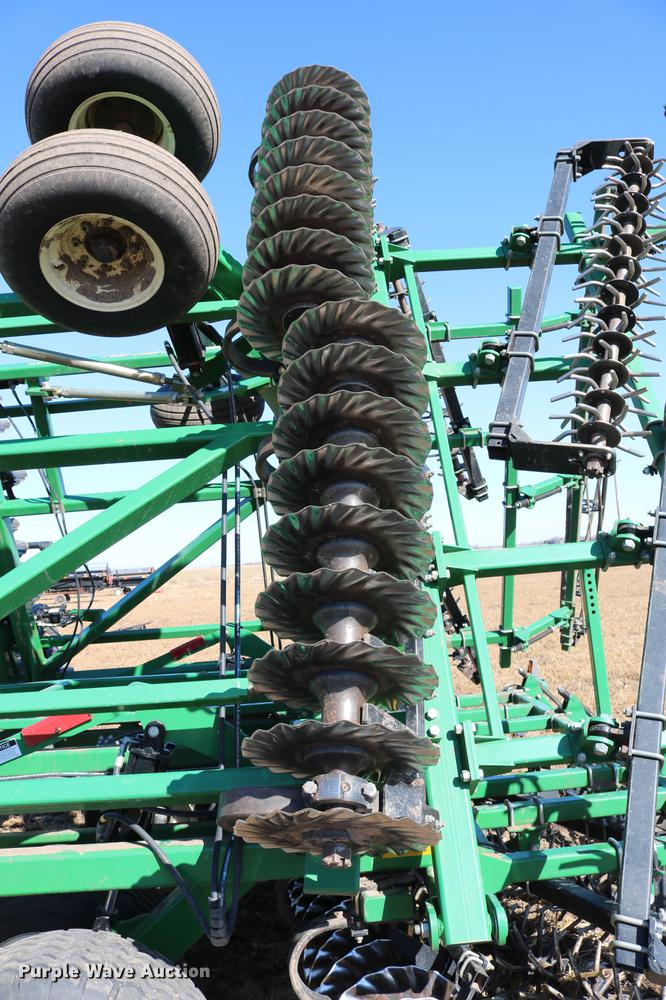 image for item DD8698 Great Plains 3500TM vertical tillage
