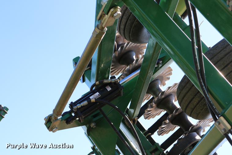 image for item DD8698 Great Plains 3500TM vertical tillage