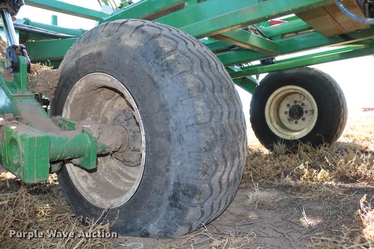 image for item DD8698 Great Plains 3500TM vertical tillage