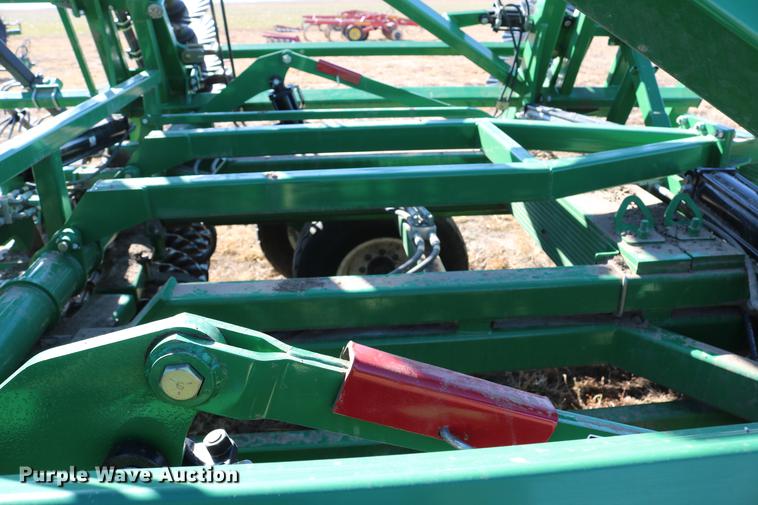 image for item DD8698 Great Plains 3500TM vertical tillage