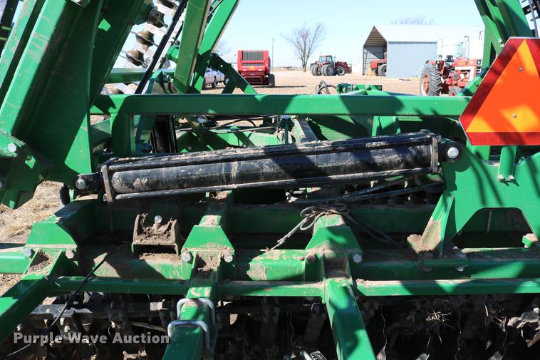 image for item DD8698 Great Plains 3500TM vertical tillage