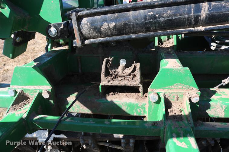 image for item DD8698 Great Plains 3500TM vertical tillage