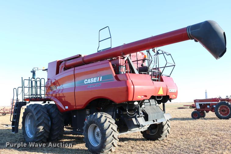 image for item DD8705 2010 Case IH 7120 RWA combine