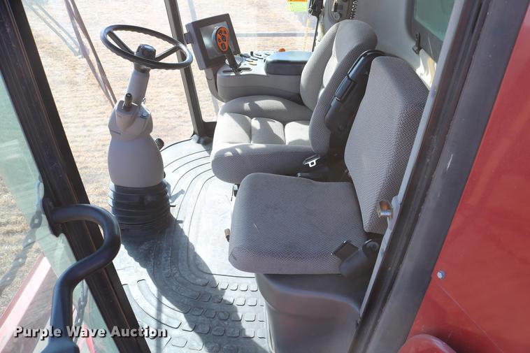 image for item DD8705 2010 Case IH 7120 RWA combine