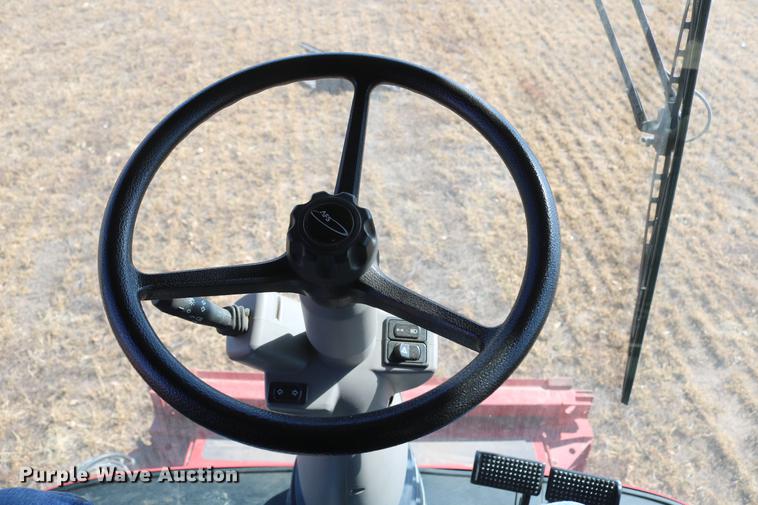 image for item DD8705 2010 Case IH 7120 RWA combine