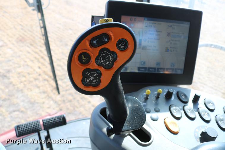 image for item DD8705 2010 Case IH 7120 RWA combine