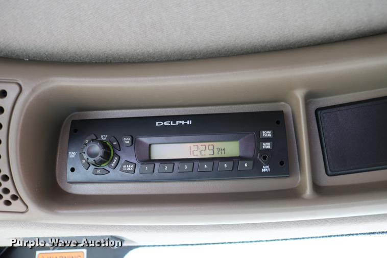 image for item DD8705 2010 Case IH 7120 RWA combine