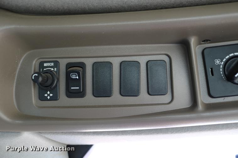 image for item DD8705 2010 Case IH 7120 RWA combine