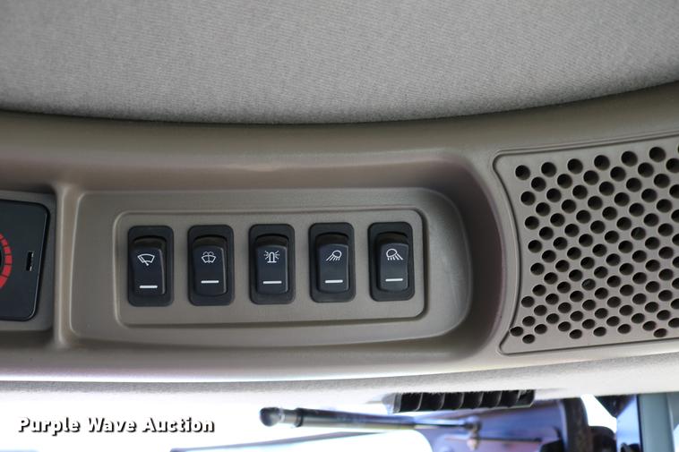 image for item DD8705 2010 Case IH 7120 RWA combine