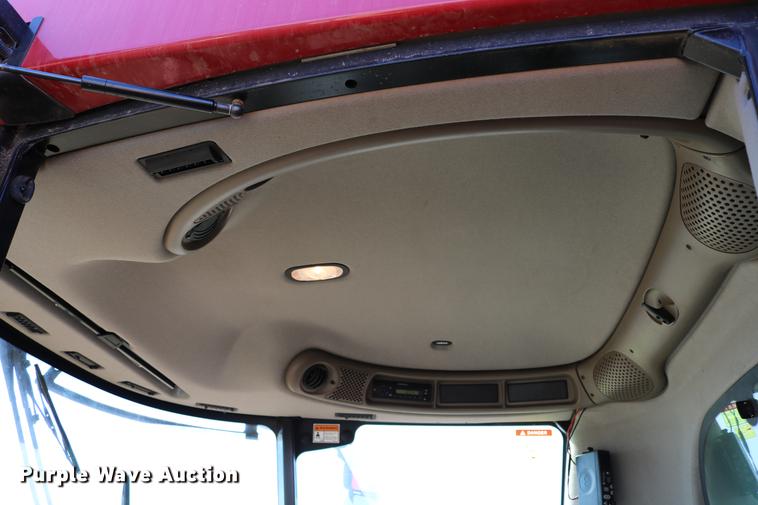 image for item DD8705 2010 Case IH 7120 RWA combine