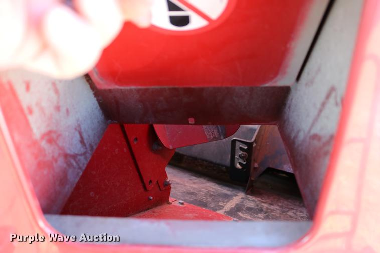 image for item DD8705 2010 Case IH 7120 RWA combine