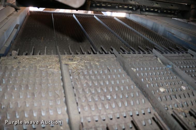 image for item DD8705 2010 Case IH 7120 RWA combine