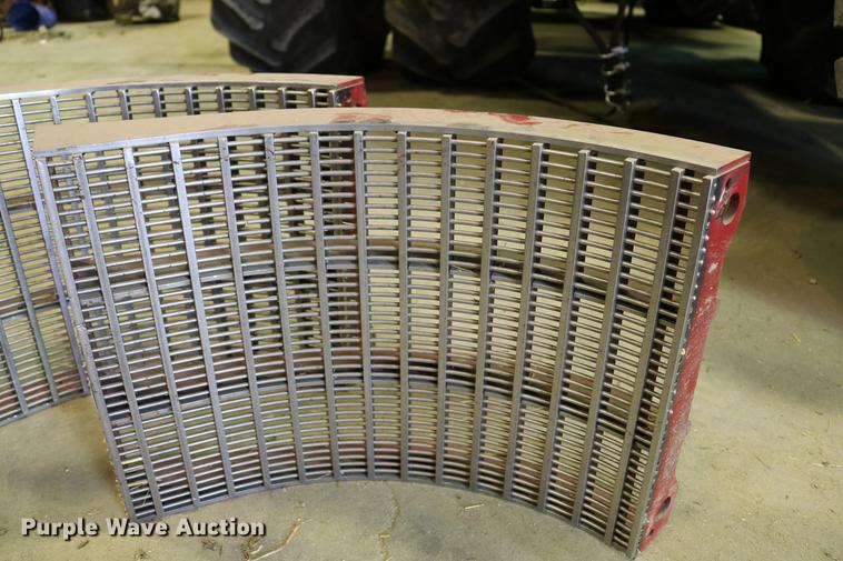 image for item DD8705 2010 Case IH 7120 RWA combine