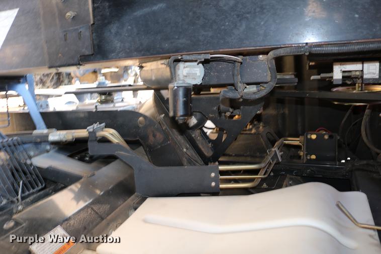 image for item DD8705 2010 Case IH 7120 RWA combine