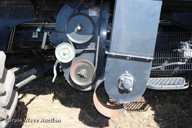 image for item DD8705 2010 Case IH 7120 RWA combine