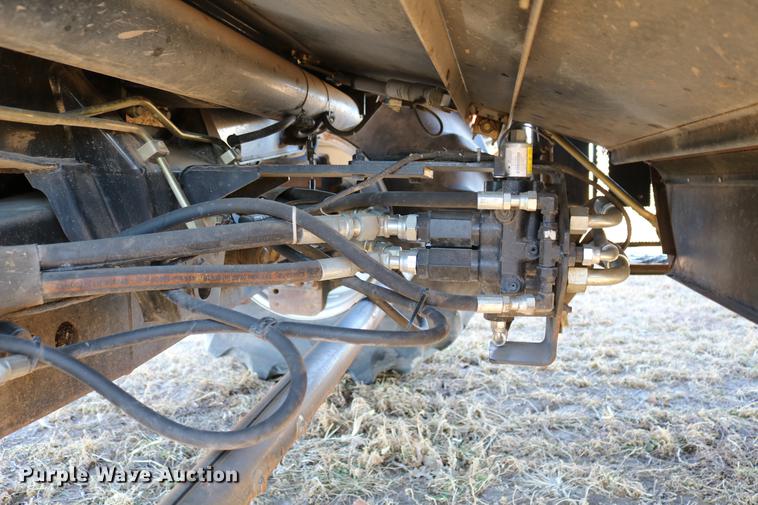 image for item DD8705 2010 Case IH 7120 RWA combine
