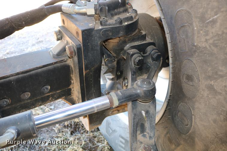 image for item DD8705 2010 Case IH 7120 RWA combine