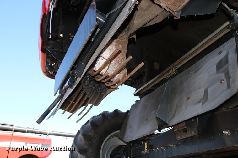 image for item DD8705 2010 Case IH 7120 RWA combine