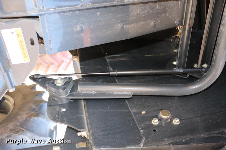 image for item DD8705 2010 Case IH 7120 RWA combine