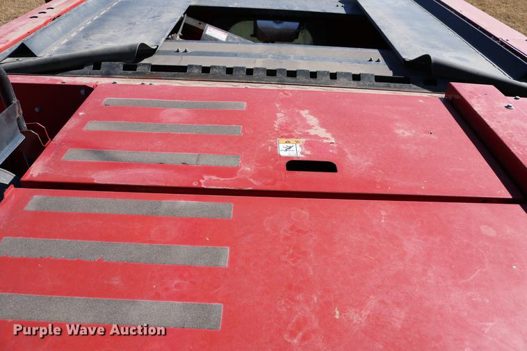 image for item DD8705 2010 Case IH 7120 RWA combine